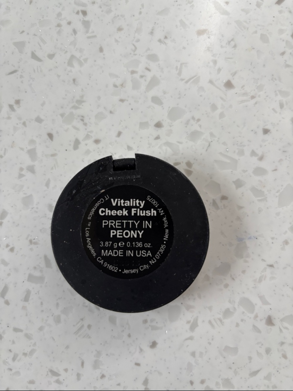 Pretty in Peony blush it cosmetics - Picture 3 of 3